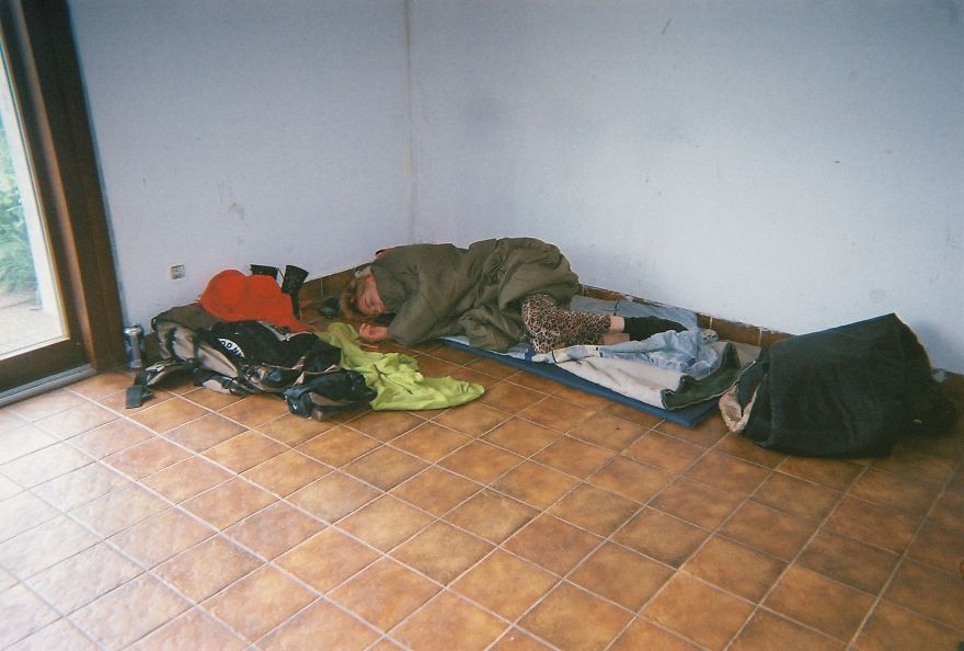 I Gave Single-Use Cameras To Viennese Punks To Capture Moments Of Their Life