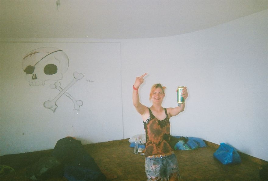 I Gave Single-Use Cameras To Viennese Punks To Capture Moments Of Their Life