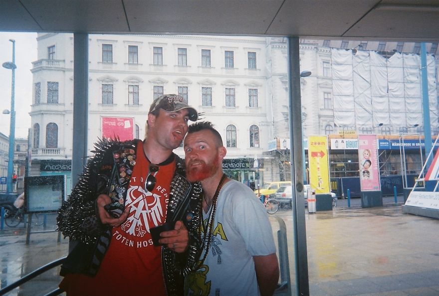 I Gave Single-Use Cameras To Viennese Punks To Capture Moments Of Their Life