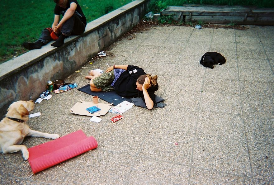 I Gave Single-Use Cameras To Viennese Punks To Capture Moments Of Their Life