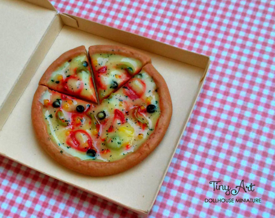 I Really Don't Like To Cook So I Sculpt Miniature Food Instead