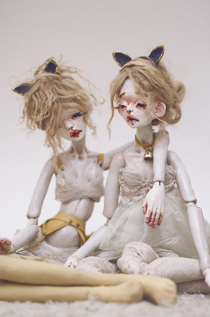 I Show The Beauty Of Women Through Vibrant, Emotional, Dramatic, Uncomfortable Dolls (NSFW)