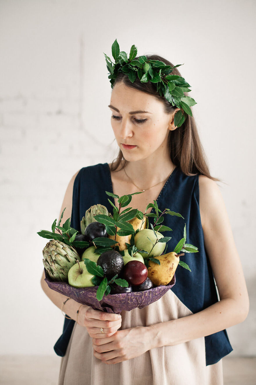 I Made This Table Decorations Out Of Painted Fruits, Vegetables And Herbs