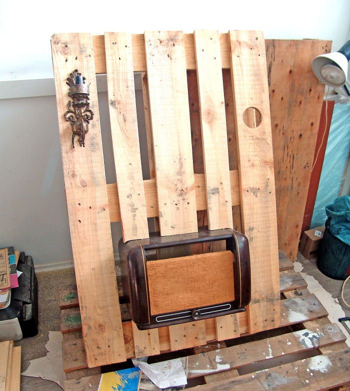 I Transformed Pallets Into A Functional Wall Decoration I Transformed Pallets Into A Functional Wall Decoration