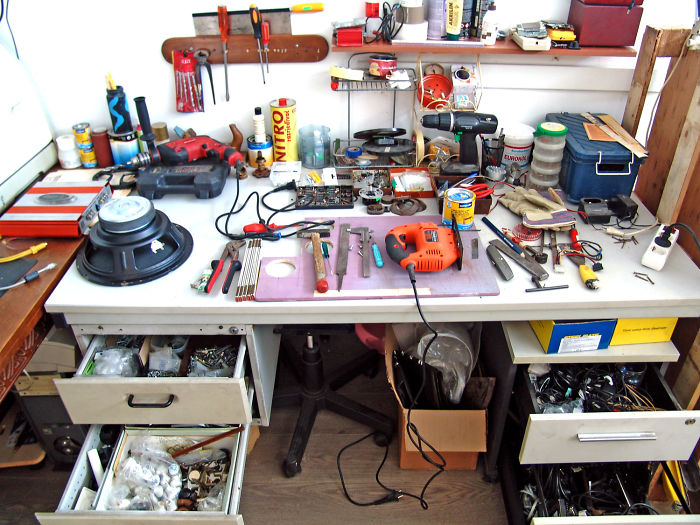 I Transformed Pallets Into A Functional Wall Decoration I Transformed Pallets Into A Functional Wall Decoration