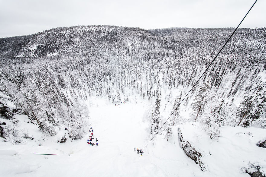 Japanese Photographer Captured Beautiful Winter Lights Of Finland