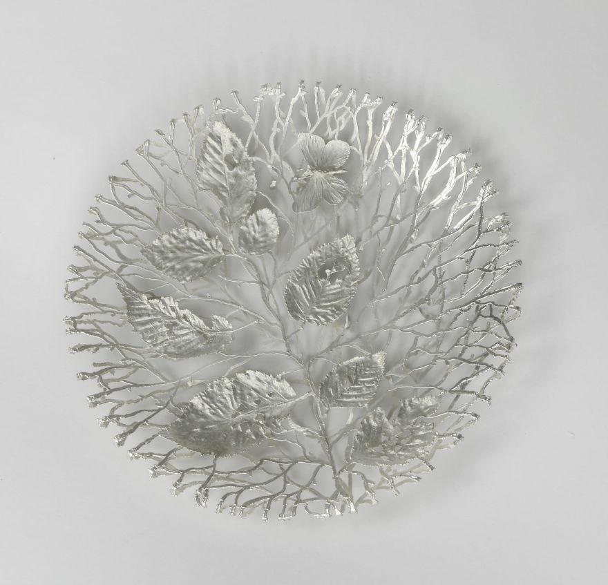 I Transform Everyday Tableware Into Intricate Works Of Art Inspired By Historical Events I Transform Everyday Tableware Into Intricate Works Of Art Inspired By Historical Events