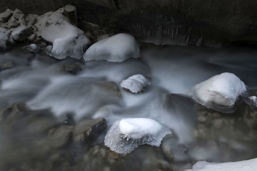 My Walk Through The Beautiful Frozen Partnachgorge