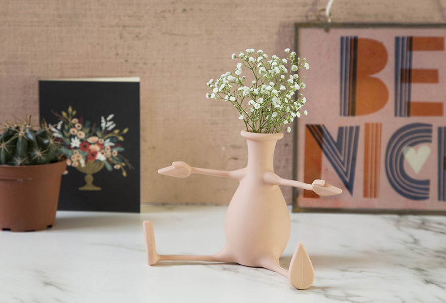Friendly Flower Vase To Keep You Company