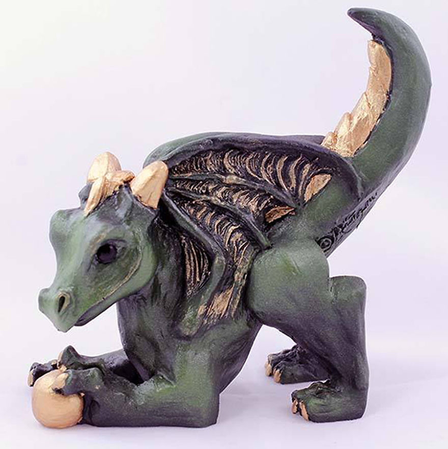 I Make Happy Dragon Sculptures To Make People Happy! I Make Happy Dragon Sculptures To Make People Happy!