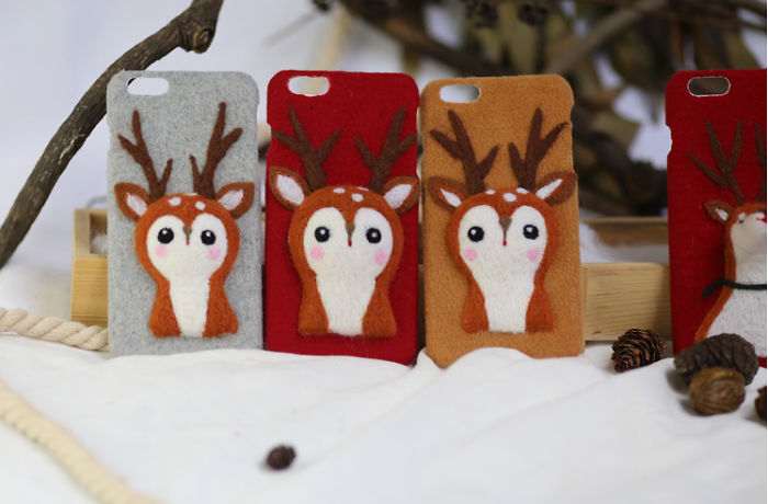 I Use Needle Felt To Create Phone Case