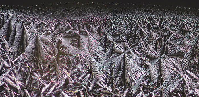 These Colorful Artworks Are Actually Photos Of Microscopic Crystals These Colorful Artworks Are Actually Photos Of Microscopic Crystals