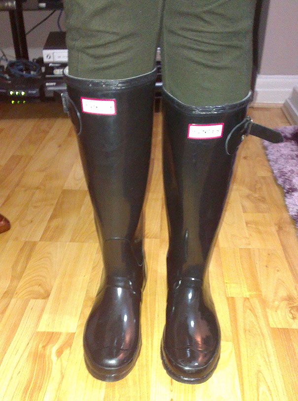 Sister-In-Law Has Been Wearing These For A Week, Without Realising