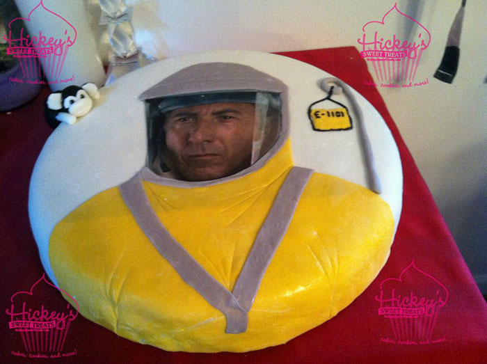 My Wife Made "welcome Back From Africa" Cake For Her Brother