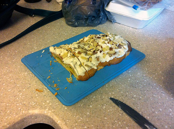 My Girlfriend's Grandma Thought The Ipad Was A Cutting Board