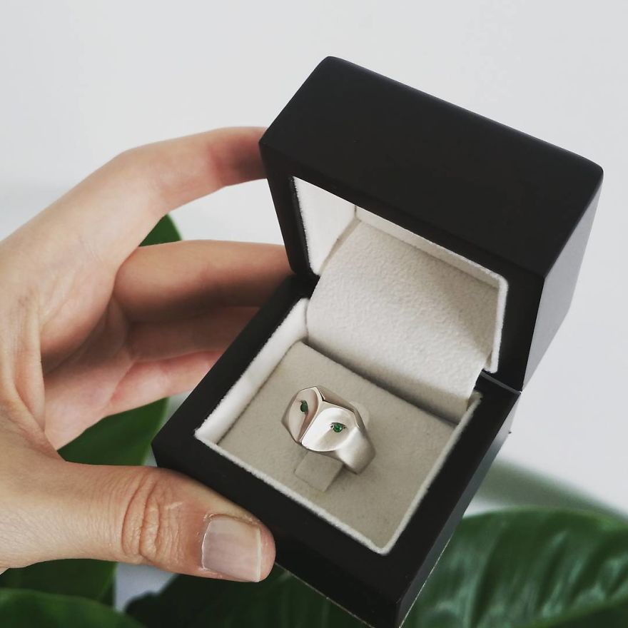 I Hand-Craft Intricate Animal Jewelry