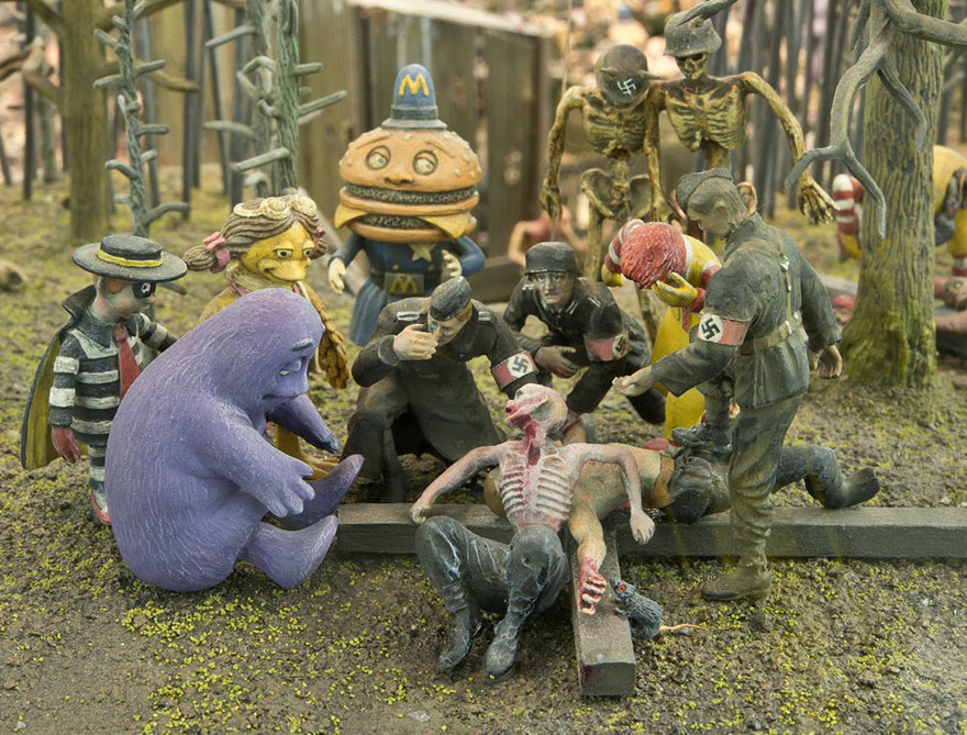 evil-mcdonalds-nazi-hell-Jake-dinos-chapman-14 evil-mcdonalds-nazi-hell-Jake-dinos-chapman-14