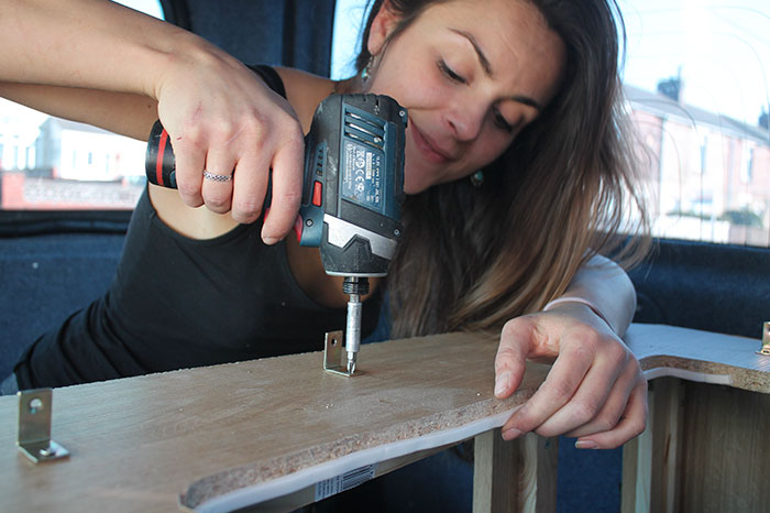 girl-restores-van-travels-with-dog-marina-piro-44 girl-restores-van-travels-with-dog-marina-piro-44