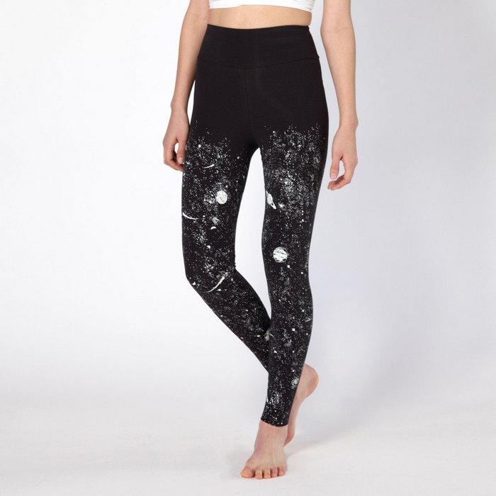 glow-in-the-dark-solar-system-underwear-makeitgood-10 glow-in-the-dark-solar-system-underwear-makeitgood-10