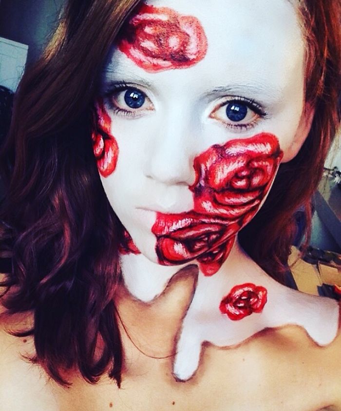 Detailed Face Art By A 15-Year-Old From Netherlands