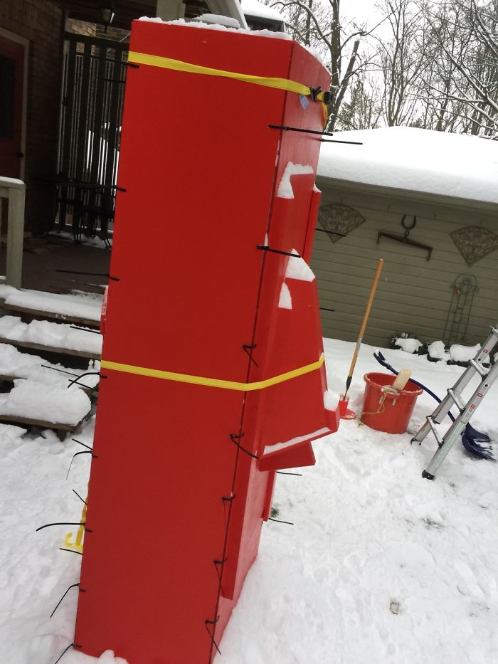 How To Make A Giant 8' Snow Sculpture How To Make A Giant 8' Snow Sculpture