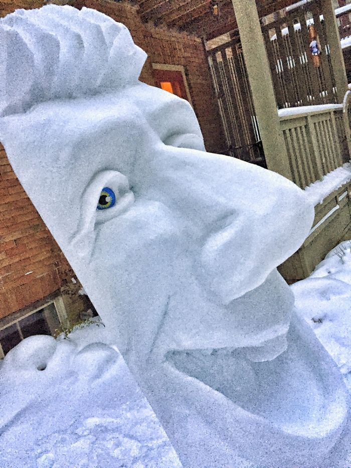 How To Make A Giant 8' Snow Sculpture