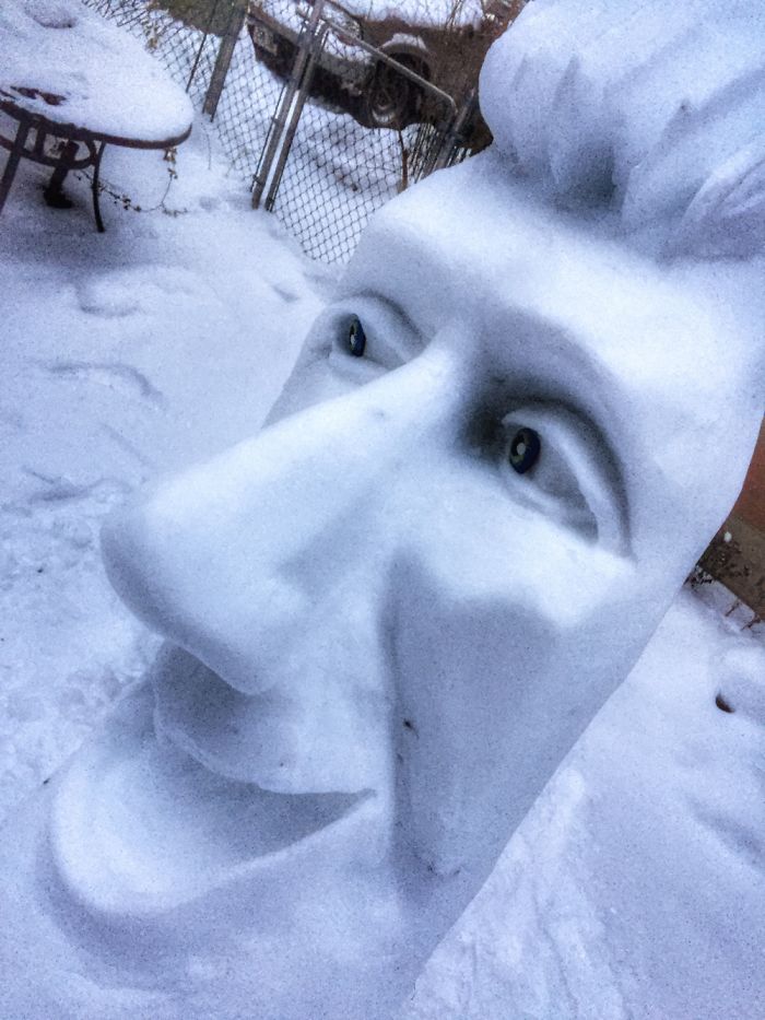 How To Make A Giant 8' Snow Sculpture