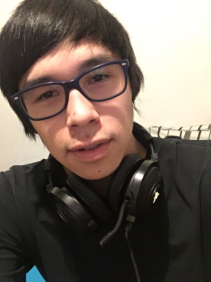 I'm A Twin, I Wanna Find My Triplet