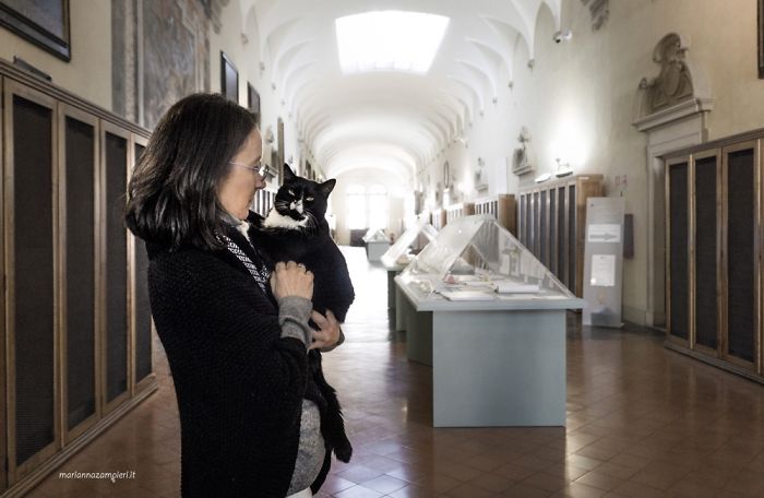 Teresa & Claudia At The Classense Library