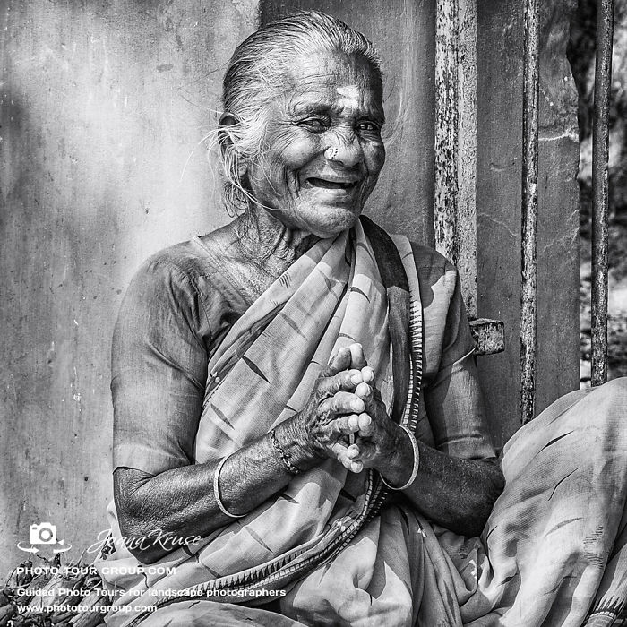 Fair Travelling: 8 Tips To Capture People With Your Camera With Respect