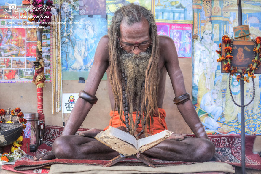 Fair Travelling: 8 Tips To Capture People With Your Camera With Respect Fair Travelling: 8 Tips To Capture People With Your Camera With Respect