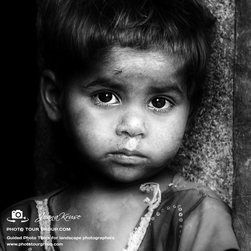 Fair Travelling: 8 Tips To Capture People With Your Camera With Respect Fair Travelling: 8 Tips To Capture People With Your Camera With Respect