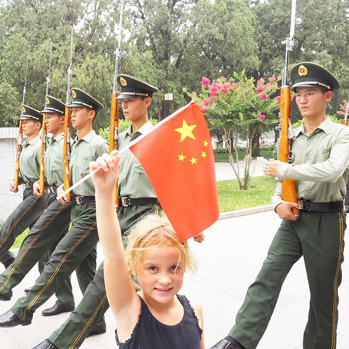 mother-daughter-travel-world-evie-farrell-1 mother-daughter-travel-world-evie-farrell-1