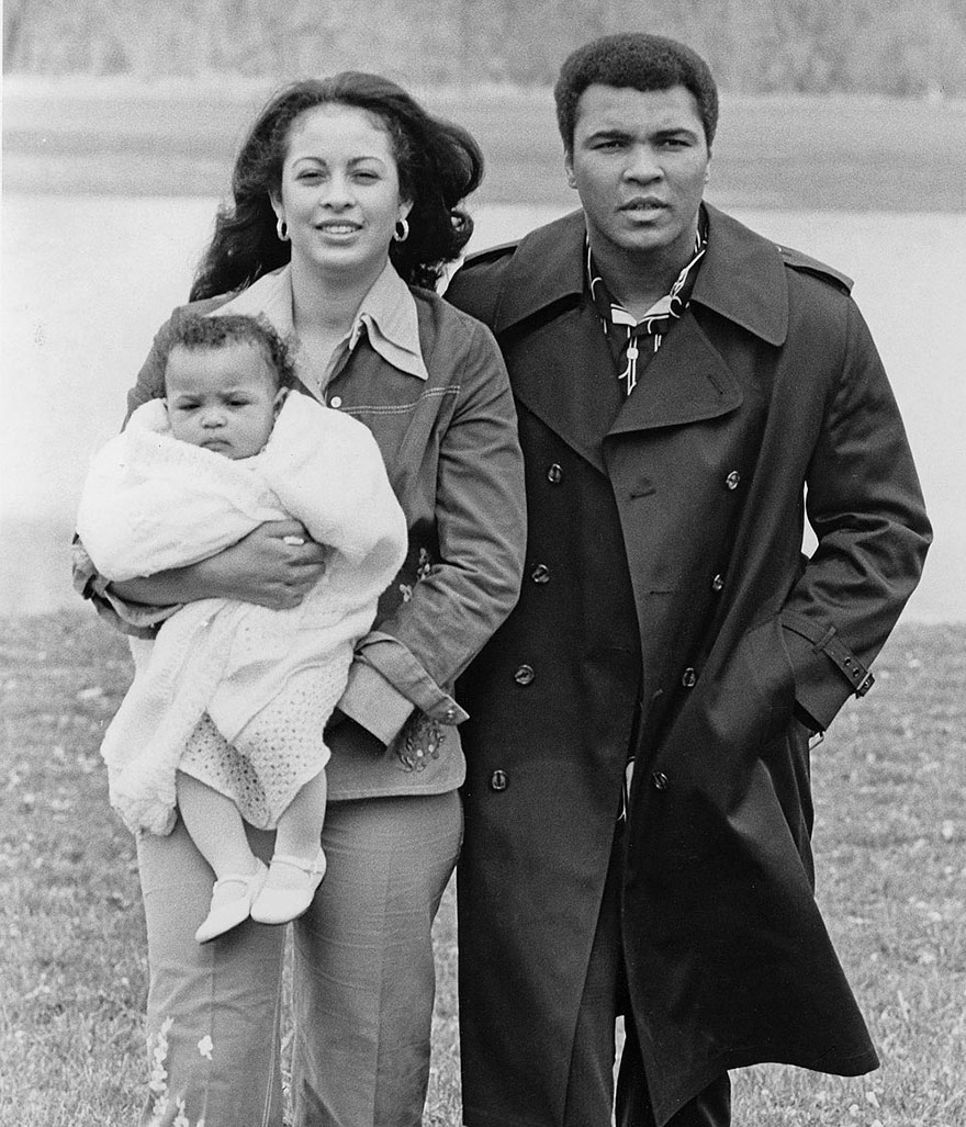 Muhammad Ali Is Pictured With Wife Veronica Porsche Ali And Daughter Hana Ali In 1977 While Touring Their Farm In Berrien Spring, Michigan