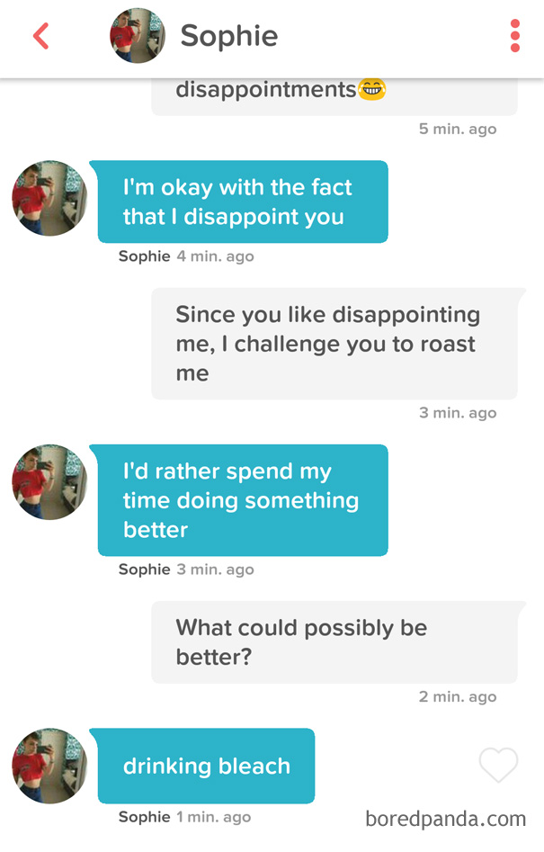 woman rejecting a man via text message 