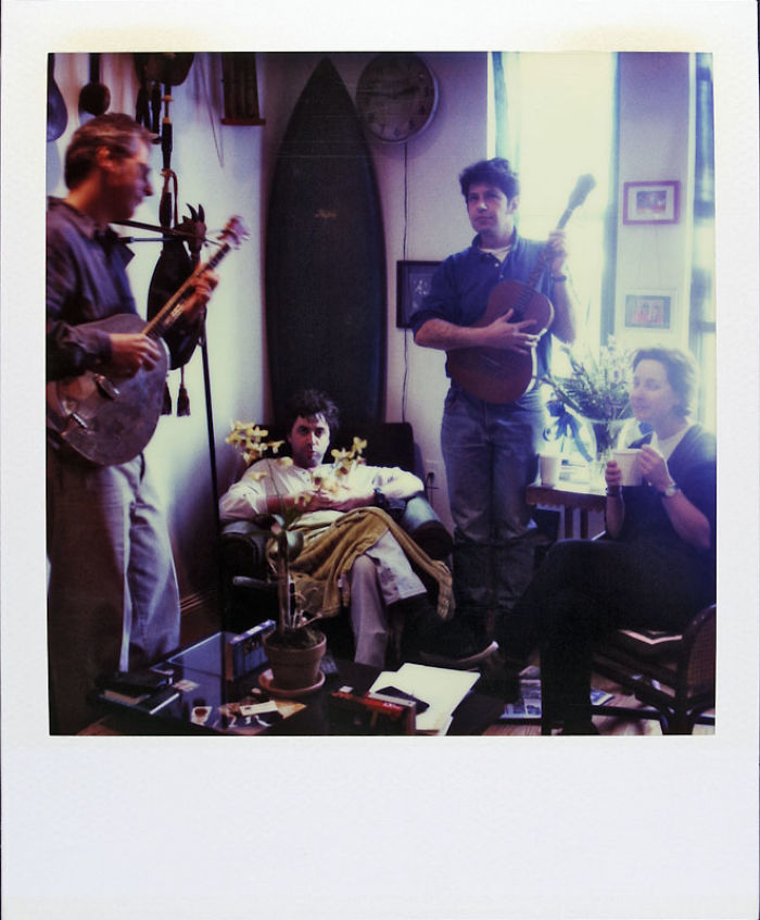 This Man Took A Polaroid Every Day For 18 Years Until The Day He Died, And It'll Break Your Heart This Man Took A Polaroid Every Day For 18 Years Until The Day He Died, And It'll Break Your Heart