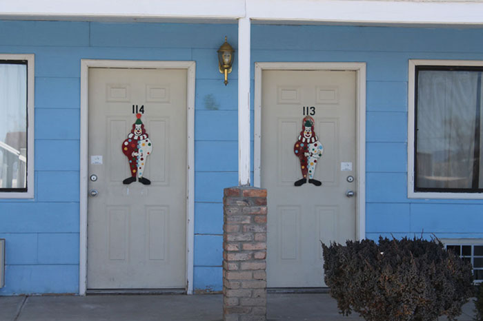 the-clown-motel-tonopah-nevada-10 the-clown-motel-tonopah-nevada-10