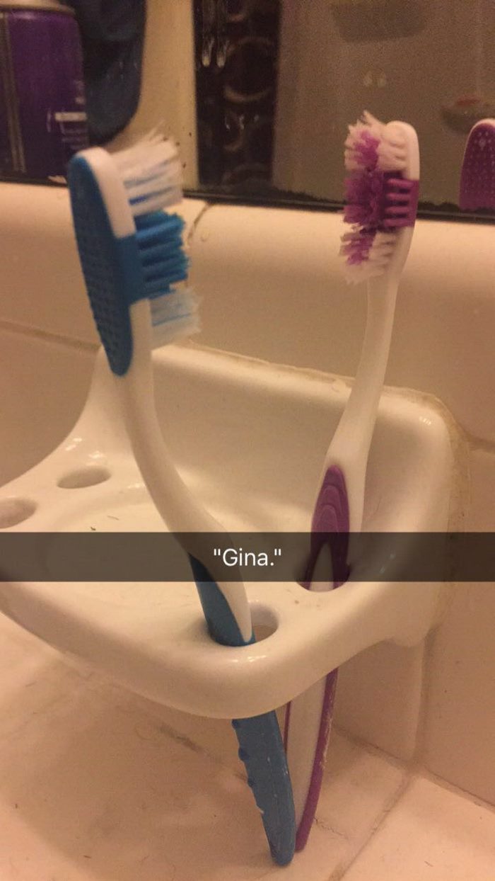 toothbrush-love-story-bristles-3 toothbrush-love-story-bristles-3