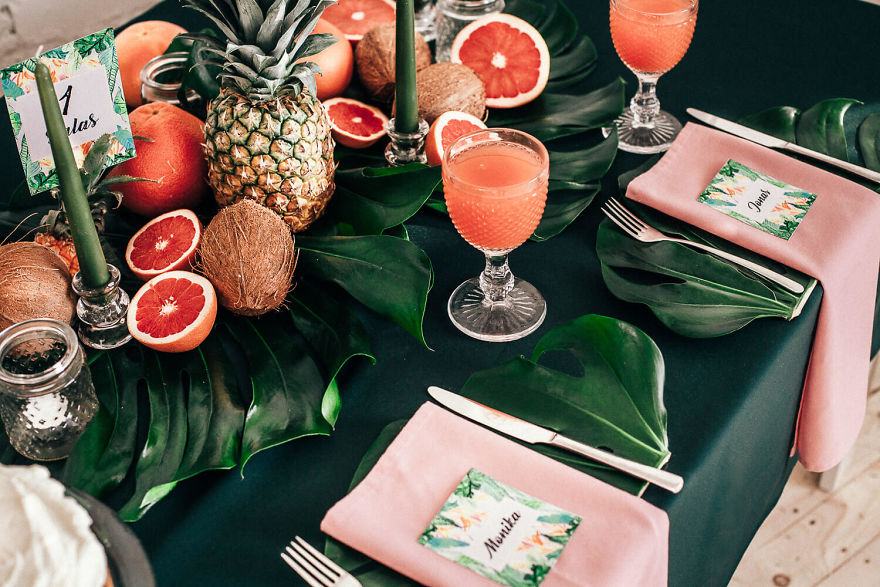 I Made This Table Decorations Out Of Painted Fruits, Vegetables And Herbs
