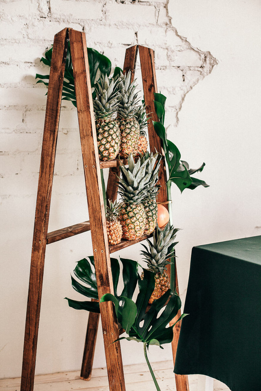 I Made This Table Decorations Out Of Painted Fruits, Vegetables And Herbs