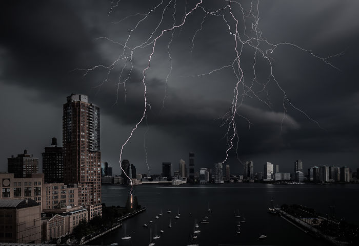 New York City Just Witnessed An Absolutely Massive Lightning Strike Completely Spanning The Hudson River. I Happened To Have My Camera Set Up To Capture It