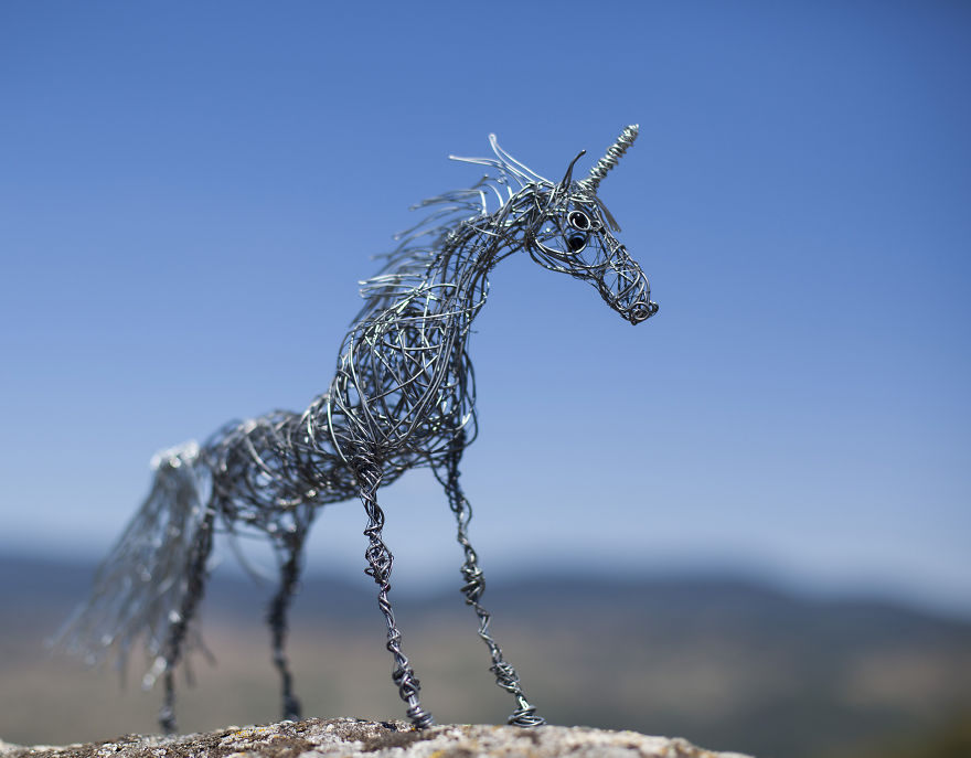 I Create Animal Sculptures Using Wire To Spread Awareness About Our Endangered Nature