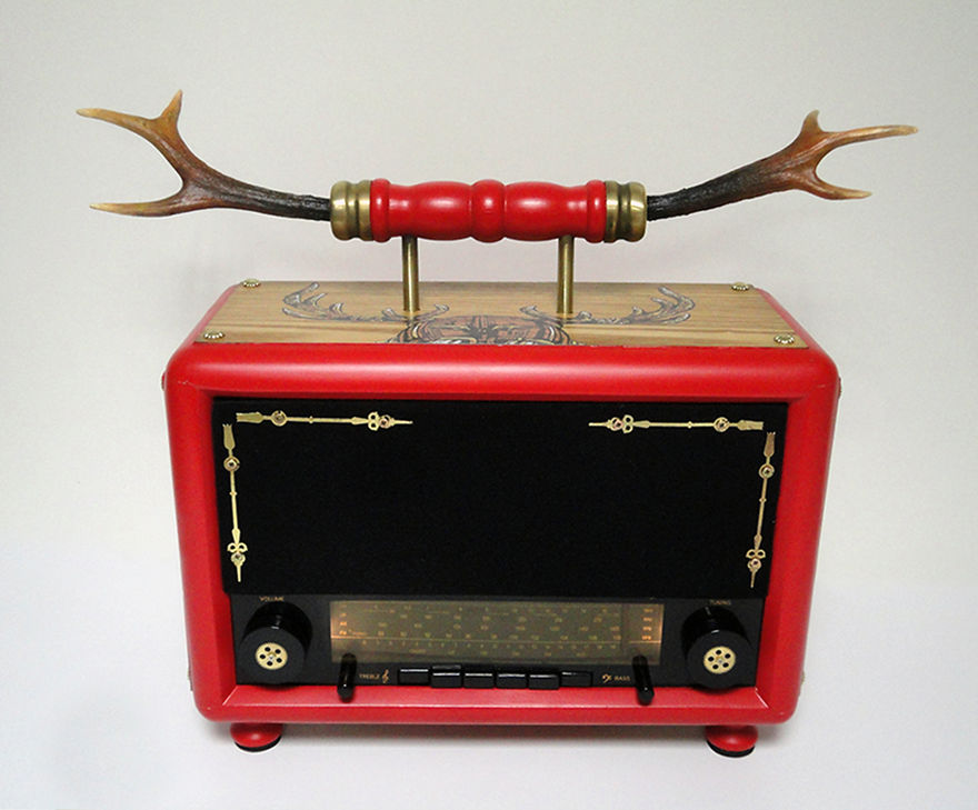 I Saved These Old Radios By Refurbishing Them! I Saved These Old Radios By Refurbishing Them!