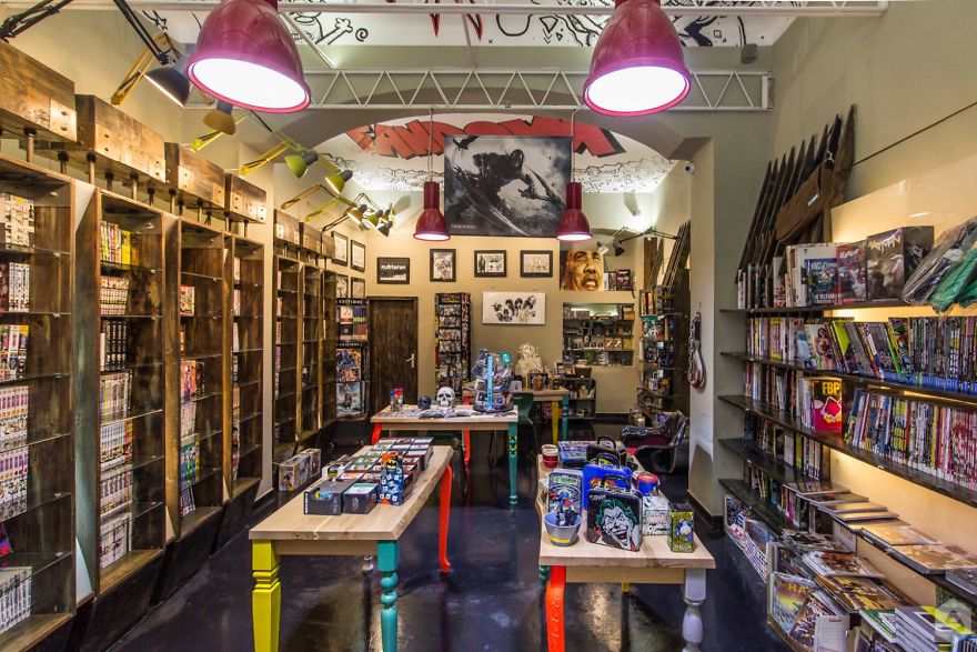 8 Dreamy Bookstores In Bucharest That Will Enhance Your Imagination