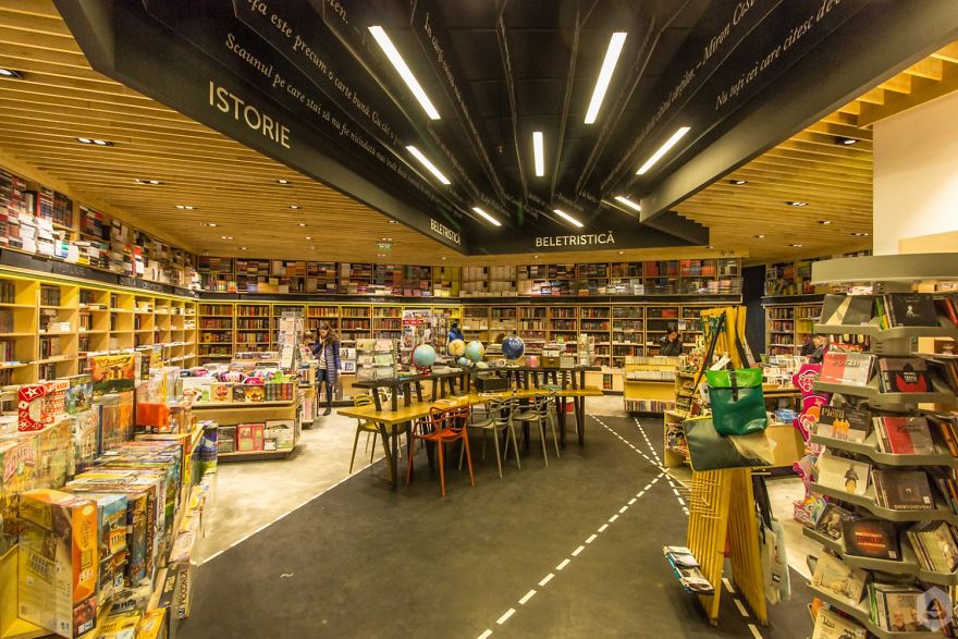 8 Dreamy Bookstores In Bucharest That Will Enhance Your Imagination 8 Dreamy Bookstores In Bucharest That Will Enhance Your Imagination