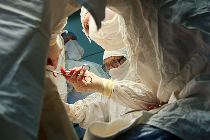 89-year-old-surgeon-alla-ilyinichna-levushkina-18 89-year-old-surgeon-alla-ilyinichna-levushkina-18