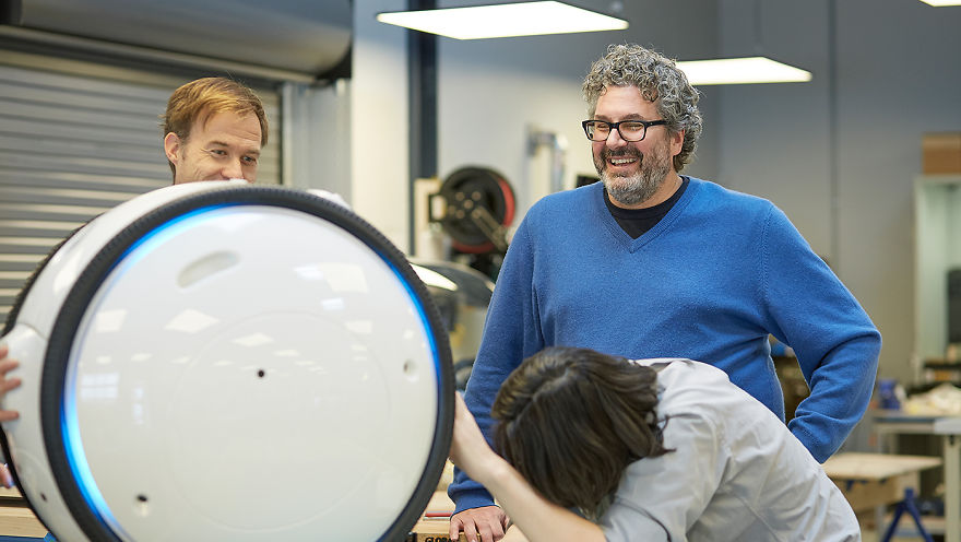 This Robot Follows You Around Carrying All Your Stuff This Robot Follows You Around Carrying All Your Stuff