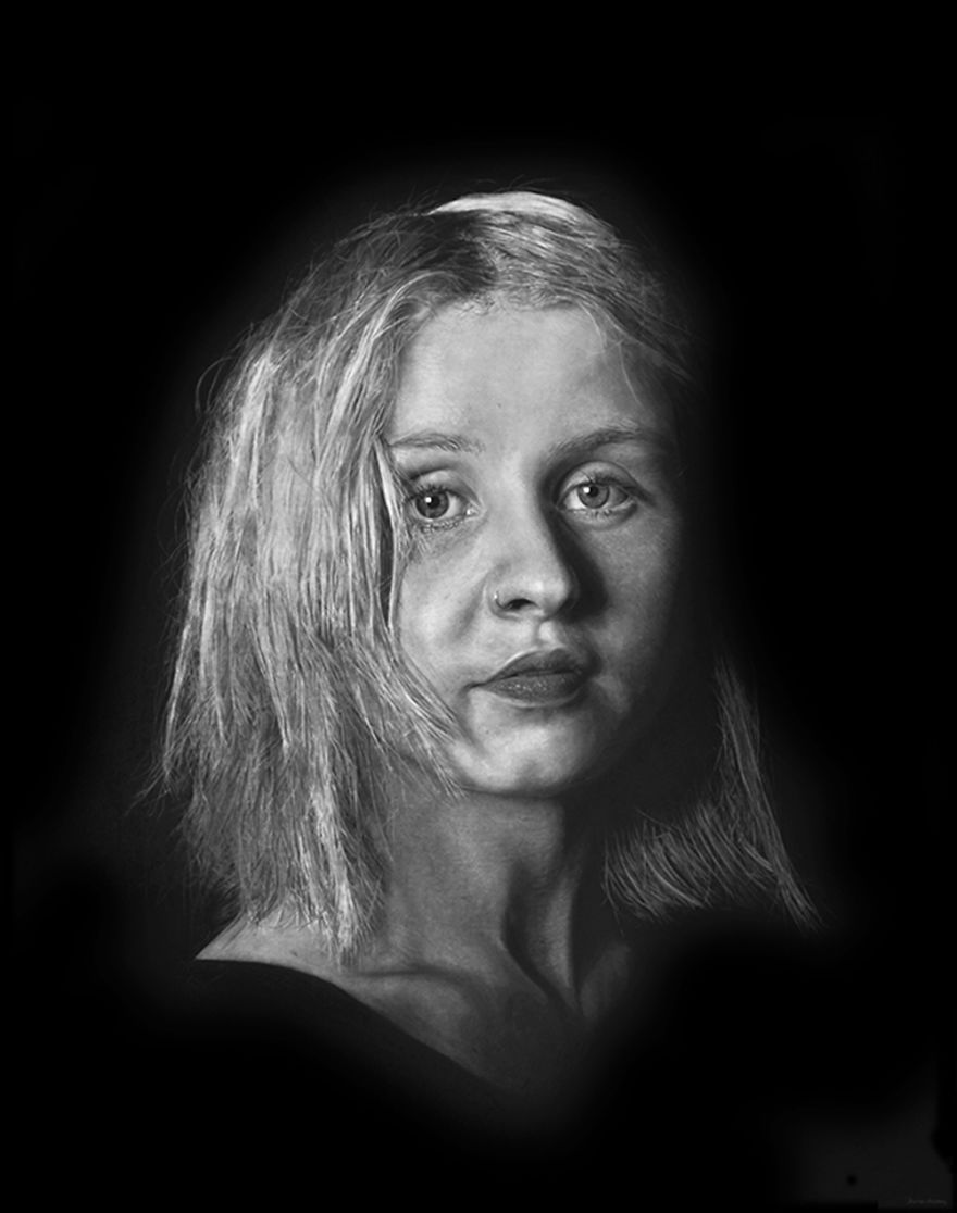 It Takes Me 4 Months To Create A Photorealistic Drawing