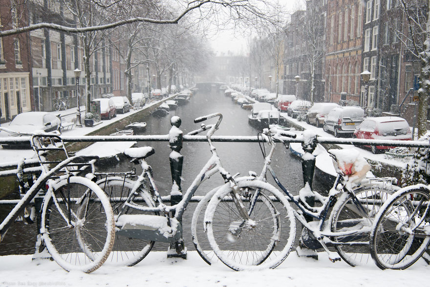 I Photographed Amsterdam Looking Like A Fairy Tale After A Snowfall