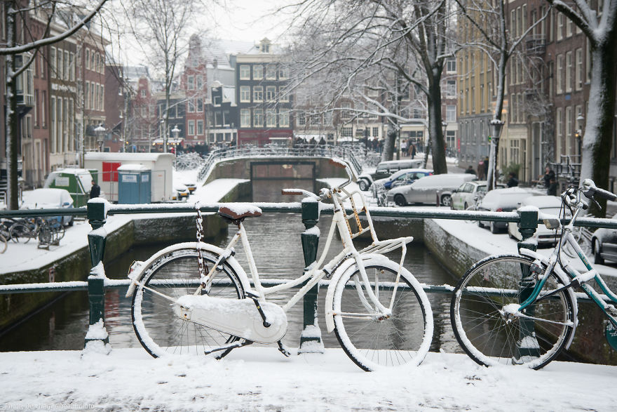 I Photographed Amsterdam Looking Like A Fairy Tale After A Snowfall I Photographed Amsterdam Looking Like A Fairy Tale After A Snowfall